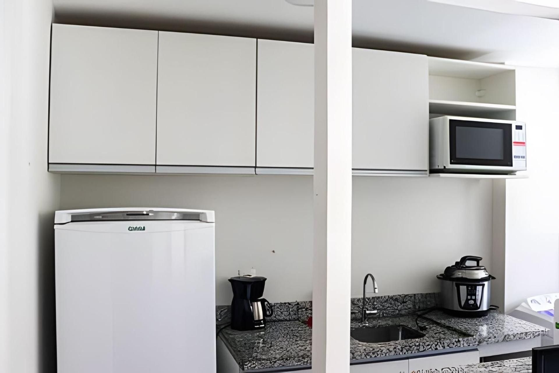 Flat Vpm - Cozinha, Varanda, Ar Cond, Estacionamento, Cama Queen, Vista Incrivel, 400mb Wi-fi, Tv Smart, Servicos De Streaming, Ducha Forte, Proximo A Barra Da Tijuca E Recreio, 10min De Carro Da Apartemen Rio de Janeiro