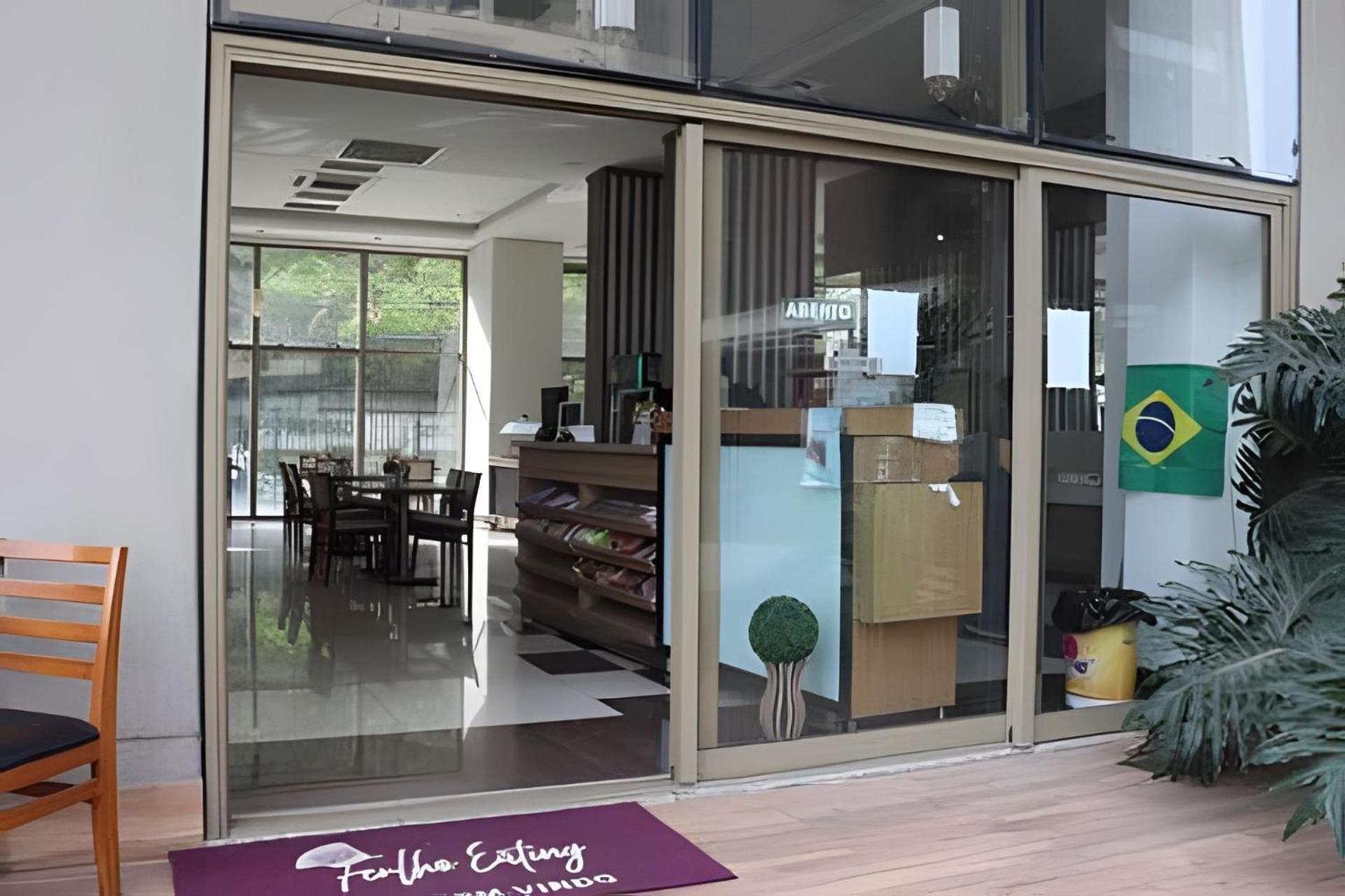 Flat Vpm - Cozinha, Varanda, Ar Cond, Estacionamento, Cama Queen, Vista Incrivel, 400mb Wi-fi, Tv Smart, Servicos De Streaming, Ducha Forte, Proximo A Barra Da Tijuca E Recreio, 10min De Carro Da Apartemen