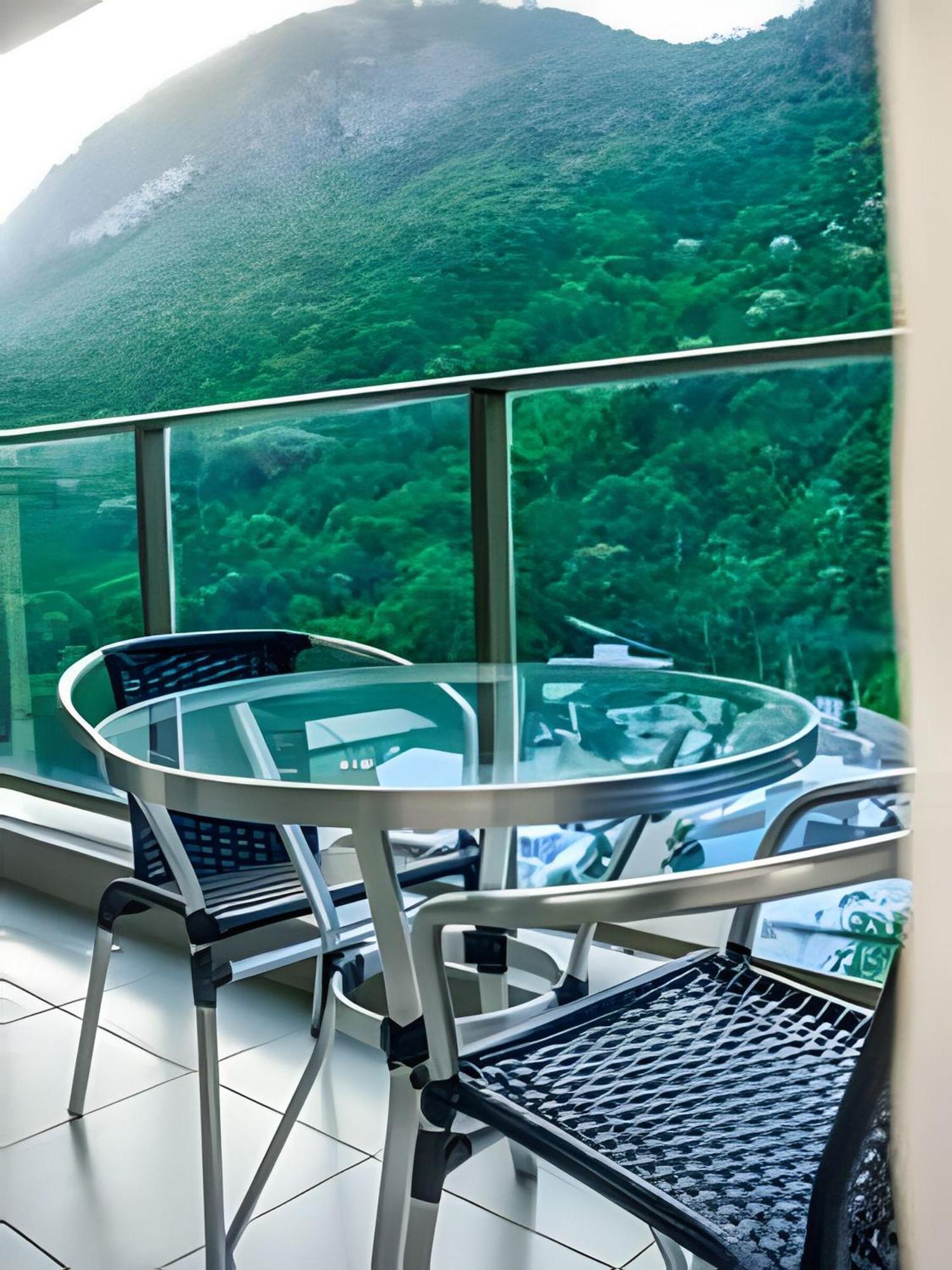 Flat Vpm - Cozinha, Varanda, Ar Cond, Estacionamento, Cama Queen, Vista Incrivel, 400mb Wi-fi, Tv Smart, Servicos De Streaming, Ducha Forte, Proximo A Barra Da Tijuca E Recreio, 10min De Carro Da Apartemen Rio de Janeiro